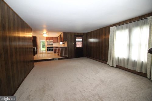 502 6th St, Lansdale PA  19446-2742 exterior