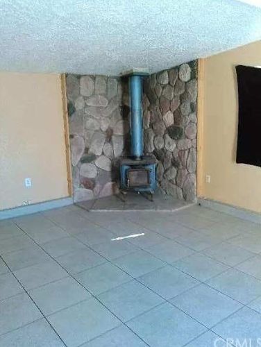 16636 Joshua St, Victorville, CA 92395-3928