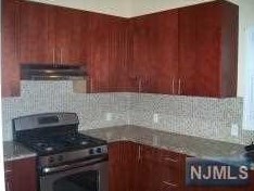683 Bloomfield Ave, Nutley, NJ 07110-1003