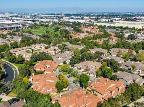 17 Malaga Pl, Manhattan Beach CA  90266-0072 exterior