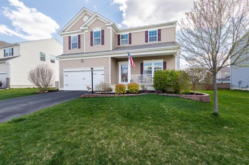 227 Weeping Willow Run Dr, Johnstown, OH 43031-1375