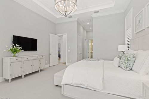 28858 Blaisdell Dr, Naples FL  34119-0906 exterior