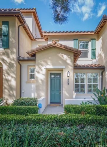 318 Dewdrop, Irvine CA  92603-4200 exterior