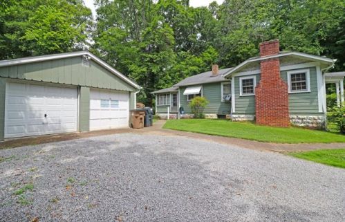 107 College Park Ln, Knoxville, TN 37918-3243