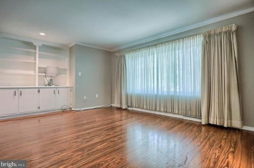 838 Kiehl Dr, Lemoyne PA  17043-1205 exterior
