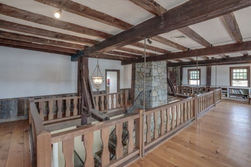 672 Washington St, Gloucester MA 01930-1335 exterior