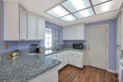 9440 Trenholm Dr, Elk Grove CA  95758-6534 exterior