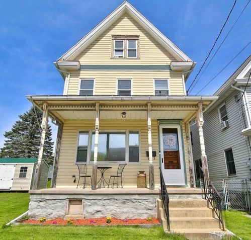 421 South St, Jim Thorpe, PA 18229-2412
