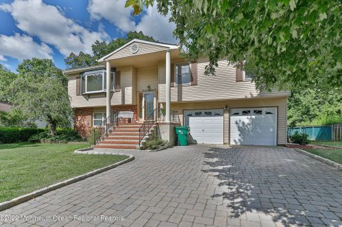 169 Pine Needle St, Wall Township, NJ 07731-2691