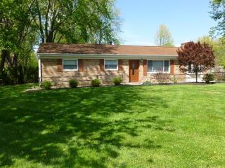 1067 Clough Pike, Cincinnati, OH 45245-1937
