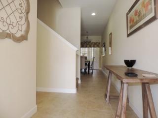 8955 Bismarck Palm Rd, Kissimmee FL  34747-1547 exterior