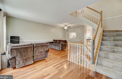 2496 Clover Fld Cir, Herndon VA  20171-4339 exterior