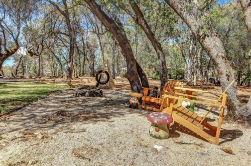 17790 Hitch Ct, Lake Wildwood CA  95946-9648 exterior