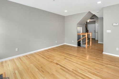 105 Boulder Ridge Dr, Dover NJ  07869-1644 exterior