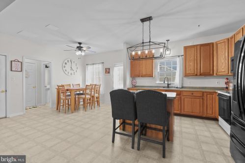 106 Marble House Dr, Bear DE  19701-4028 exterior