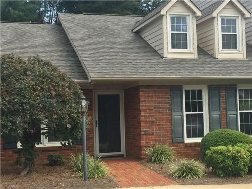903 Park Place Dr, Kernersville, NC 27284-2296
