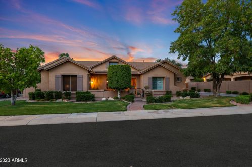 4112 Rimrock Dr, Glendale, AZ 85308-7562
