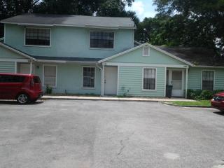 242 Dovetail Ct, Apopka FL  32703-4577 exterior