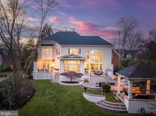 18506 Pelicans Nest Way, Leesburg VA  20176-3963 exterior