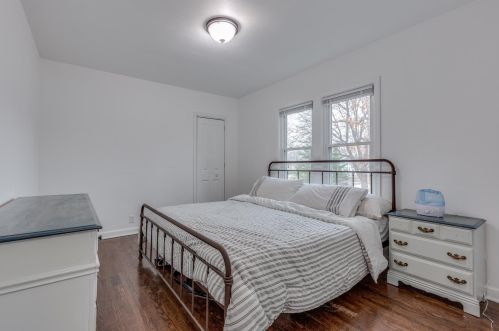 3418 Washburn Ave, Minneapolis MN 55423-1922 exterior