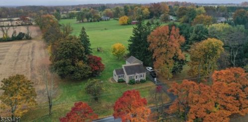 404 Quakertown Rd, Flemington NJ  08822-5610 exterior