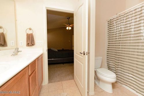 6615 Splendid Ln, Tucson AZ  85756-8460 exterior