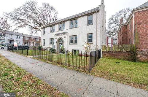 1281 Simms Pl, Washington, DC 20002-7837