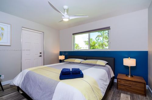 235 6th St, Dania Beach FL  33004-4147 exterior