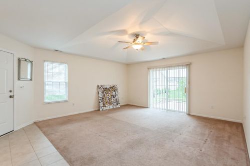 1870 105th Ave, Crown Point, IN 46307-7079