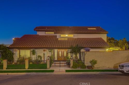 8334 Mercury Dr, Buena Park, CA 90620-3378