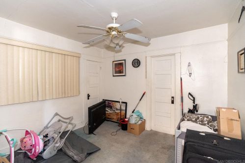 446 30th St, San Diego CA  92102-4124 exterior