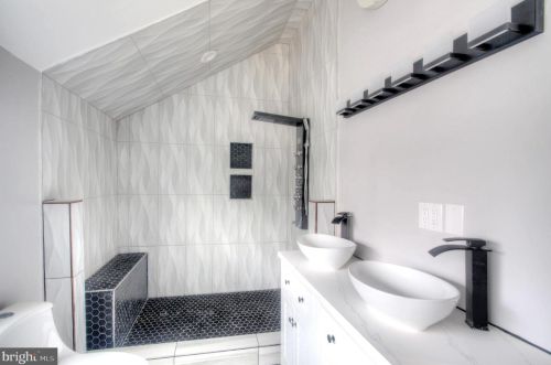 219 5th Ave, Runnemede NJ  08078-1313 exterior