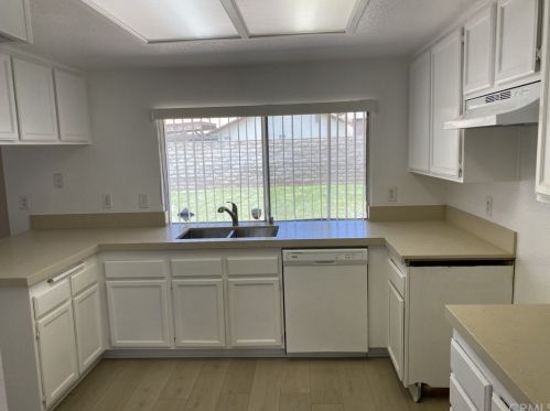 1554 Glenview St, San Bernardino CA  92411-1503 exterior