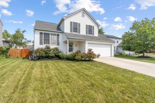 1322 Tarragon Dr, Marysville, OH 43040-8528