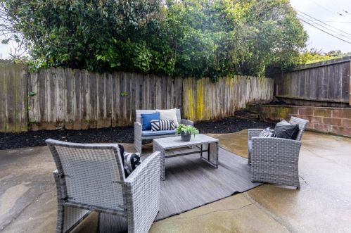 380 Eastmoor Ave, Daly City CA  94015-2040 exterior