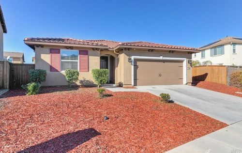 1840 Gold St, Liberty Farms CA  95620-4874 exterior