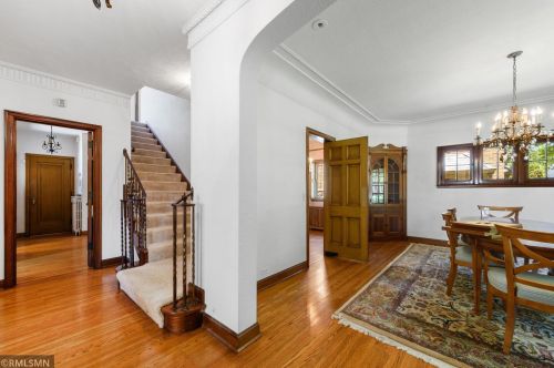 4502 Moorland Ave, Minneapolis, MN 55424-1157