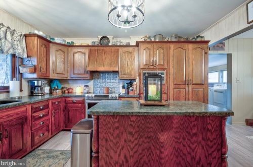23334 Great Cove Rd, Mc Connellsburg PA  17233-8331 exterior