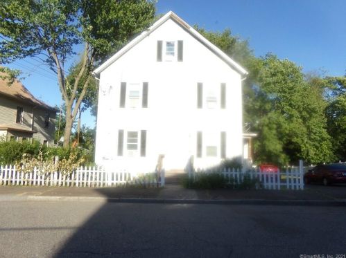 29 Bassett St, Ansonia, CT 06401-2159
