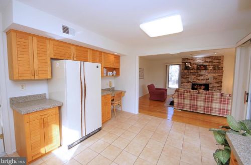 45 Laurel Wood Dr, Trenton NJ 08648 exterior