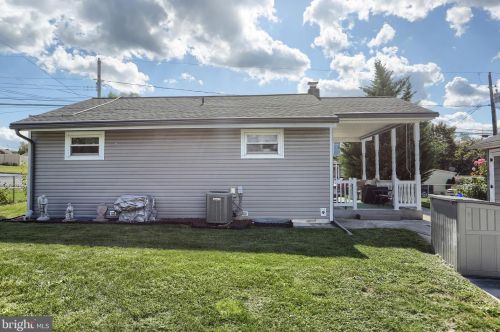 337 Perry St, West Enola PA  17025-2538 exterior