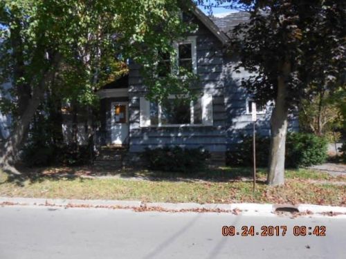 11 Griffin St, Springvale, NY 13815-1907
