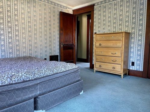 132 Columbia Ave, Greenville PA  16125-1832 exterior