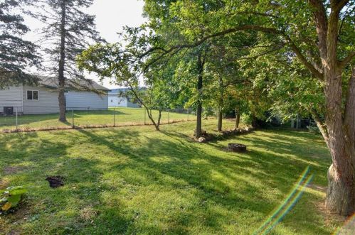 110 Arlington Ave, Cameron WI  54822-9417 exterior