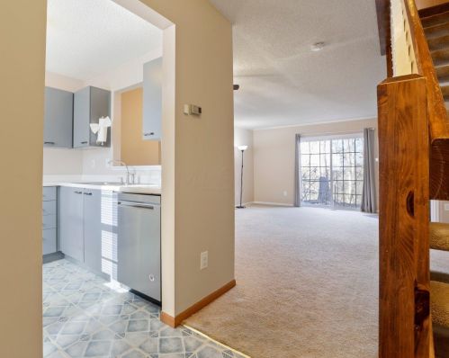 7221 Kirkdale Dr, Blacklick, OH 43004-9423