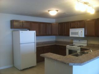 2910 Veterans Blvd, Massillon OH  44646-9611 exterior