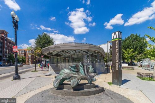 818 Taylor St, Washington DC 20011-2013 exterior