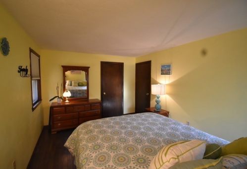 144 Woodbine Ave, Hanson MA  02341-2063 exterior