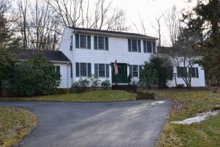 4 Birch Rd, Danbury, CT 06811-3456