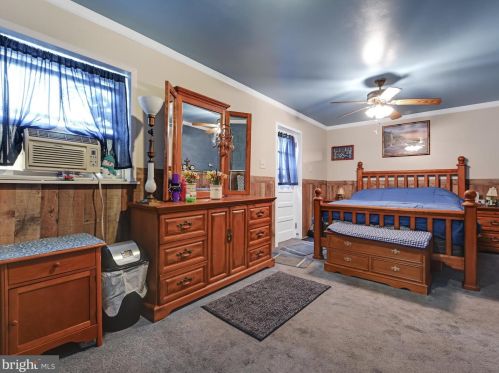 15 Wilbert Dr, Primrose PA  17901-8250 exterior